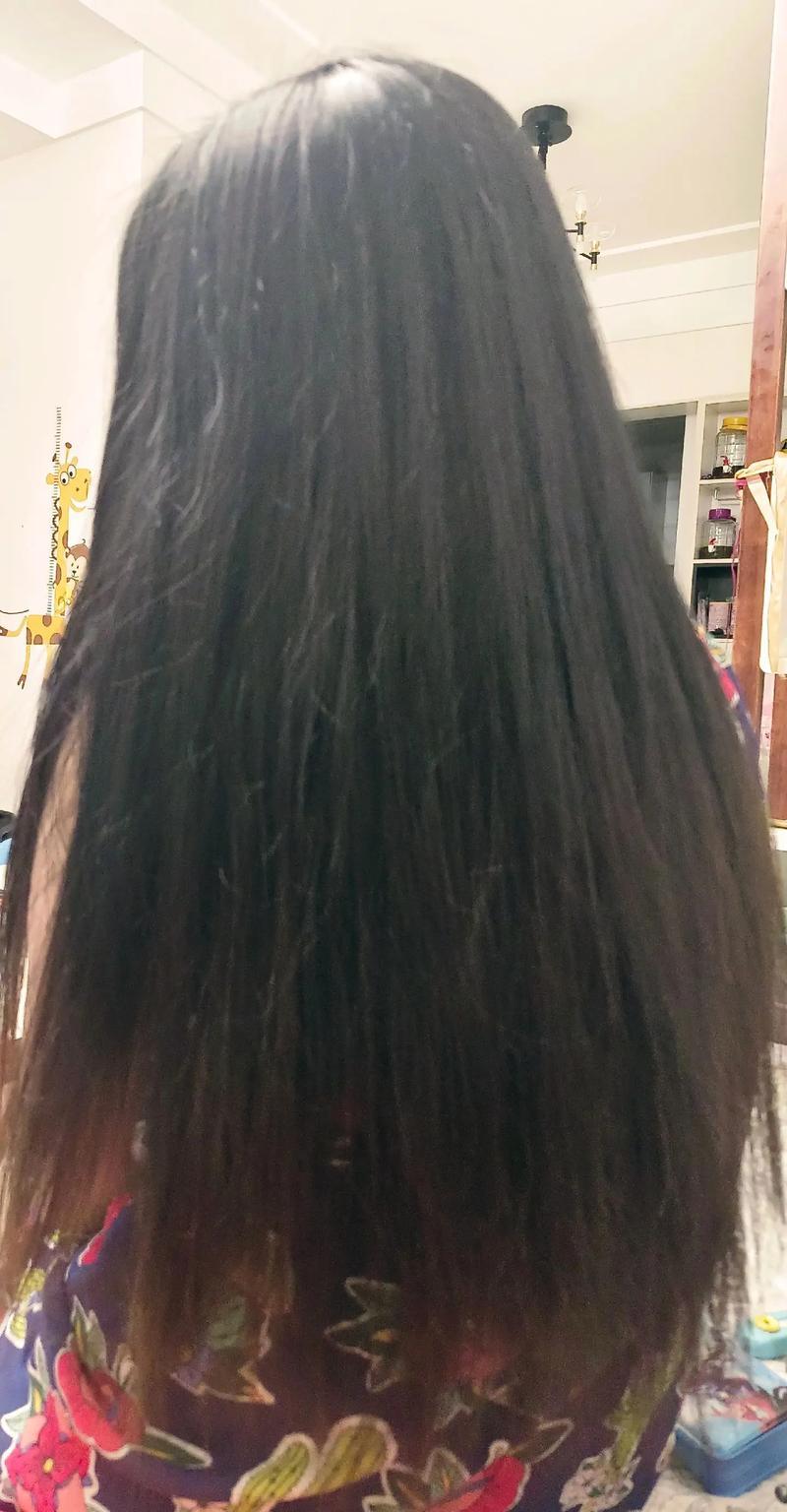 夢見頭發(fā)長長