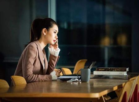 菡萏什么意思 葳蕤菡萏是什么意思