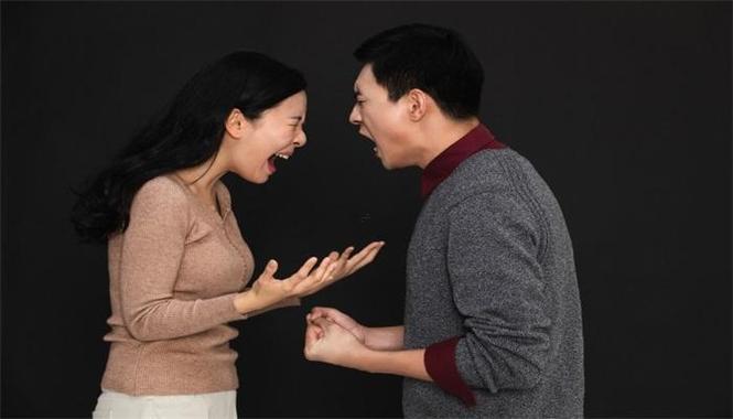 夢見吵架打架
