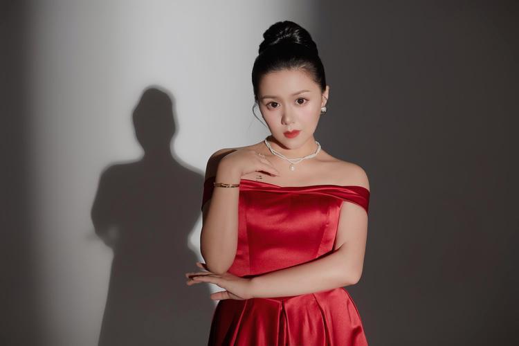 天生通靈的女人長(zhǎng)相