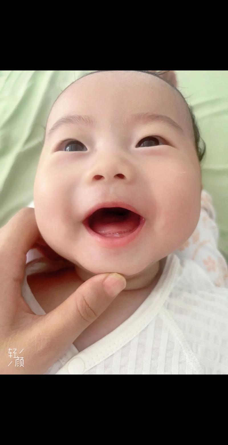 三瓣嘴的人