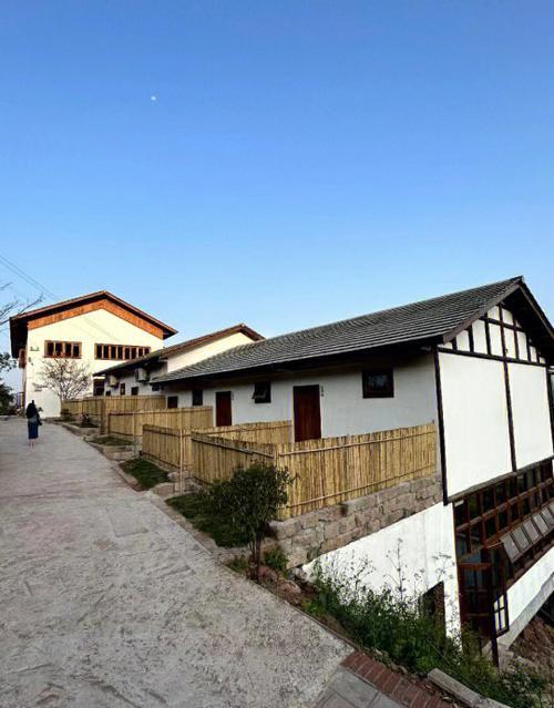 山澗水命男孩