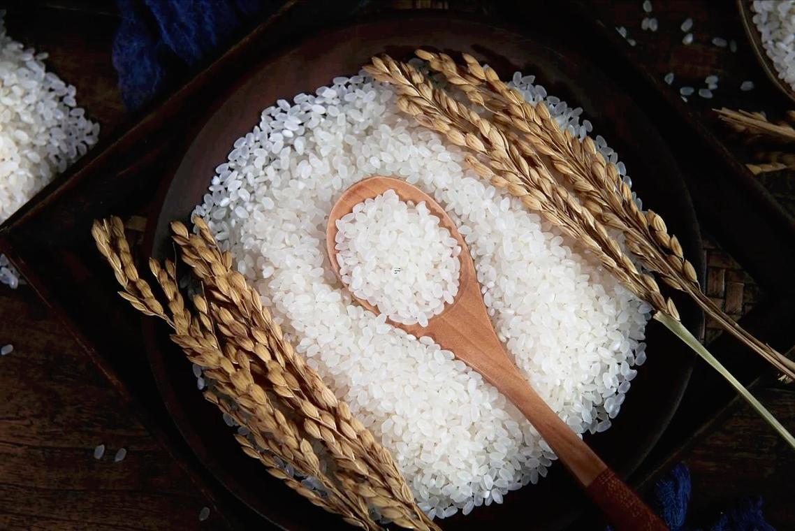 夢(mèng)見吃大米飯