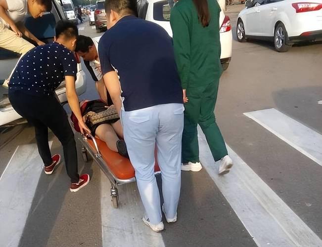 做夢(mèng)夢(mèng)見(jiàn)出車(chē)禍