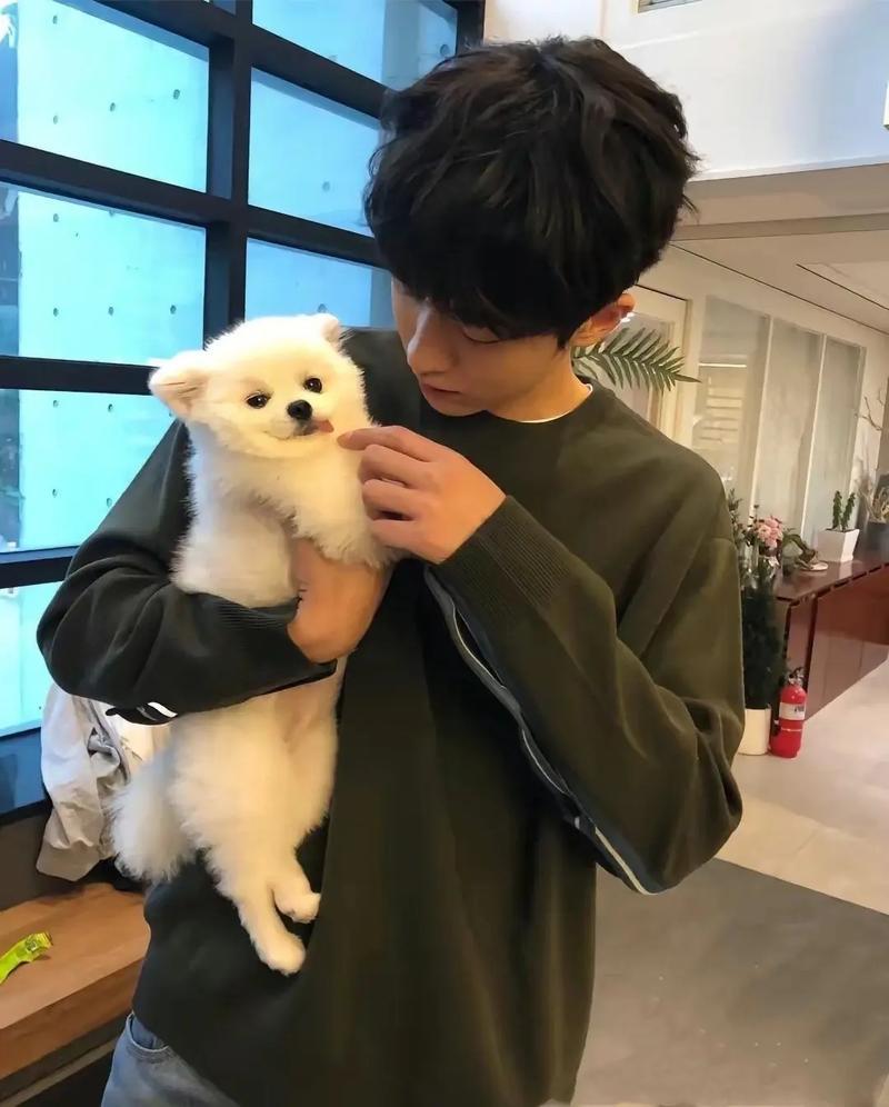 長得像怎么說呢女生的男生