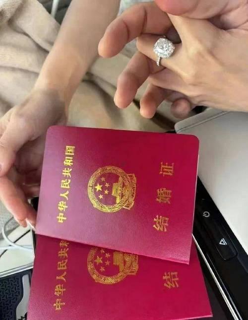 2025年8月領(lǐng)證吉日