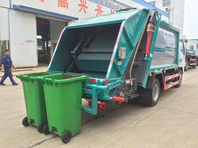 夢見扔垃圾