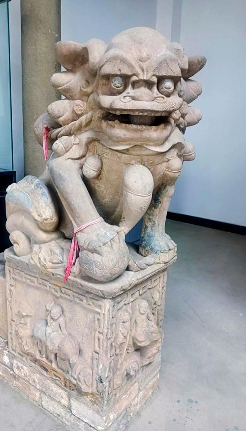 周公解夢夢見石頭獅子