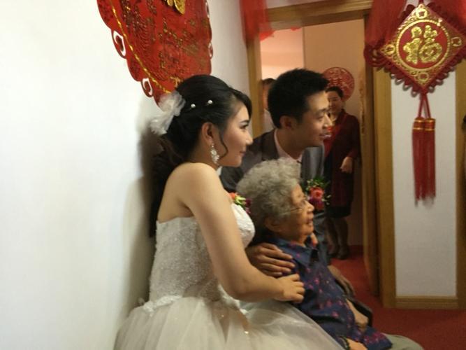 夢(mèng)見老公合別人結(jié)婚