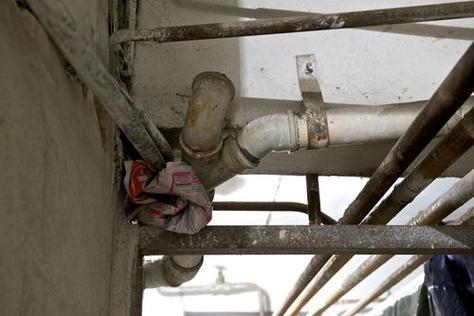 夢見家里水管漏水