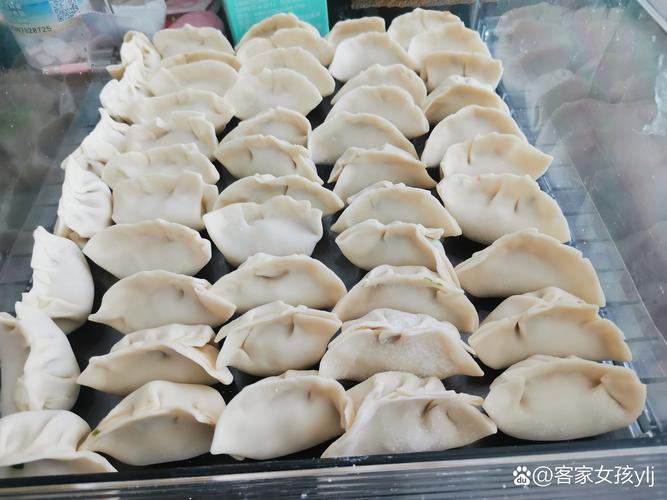 夢(mèng)到包餃子