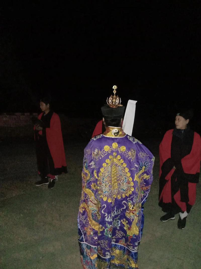 閏二月上墳對(duì)誰(shuí)不好