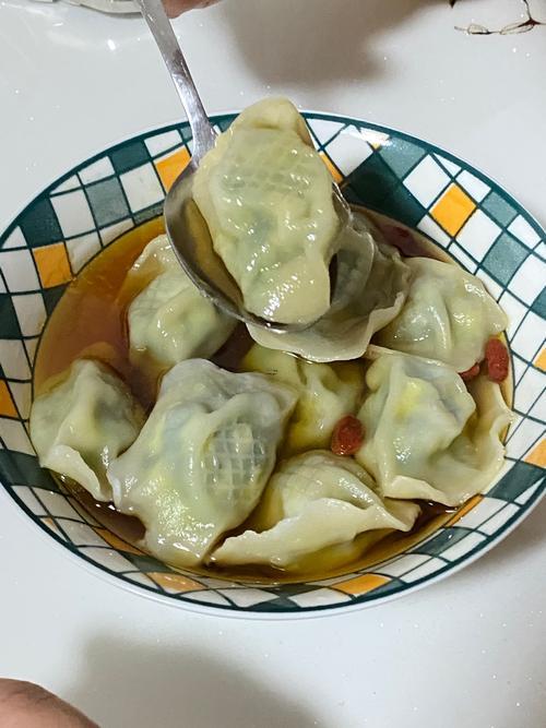 夢見煮餃子